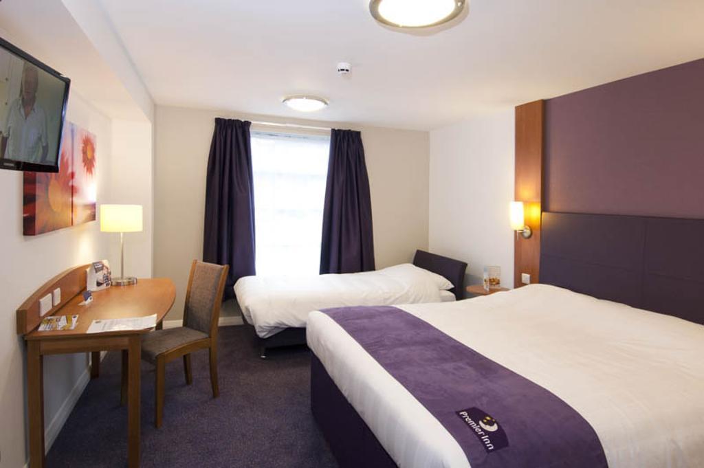 Dundee East Premier Travel Inn חדר תמונה
